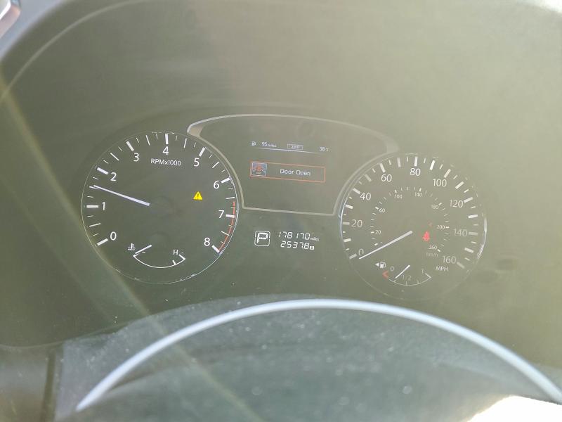 Photo 9 from auction – 2014 NISSAN PATHFINDER with VIN 5N1AR2MM5EC633291