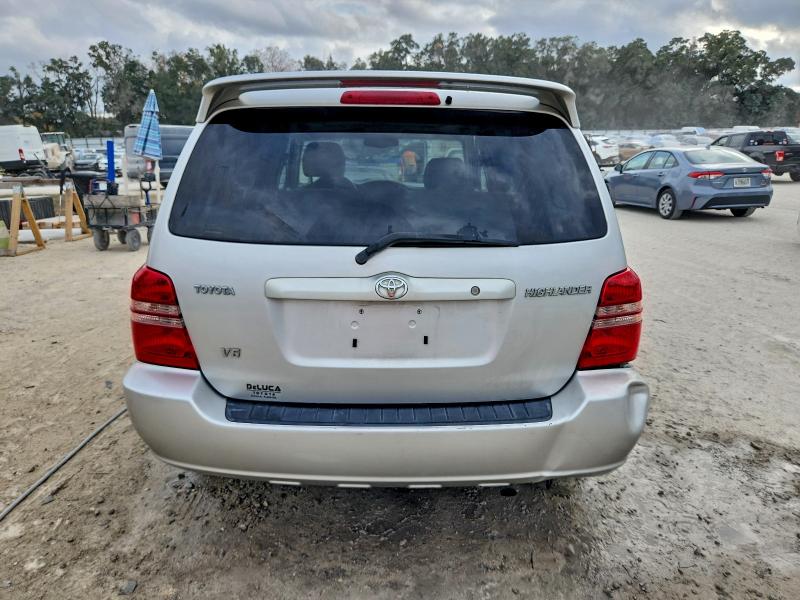 Photo 6 from auction – 2002 TOYOTA HIGHLANDER with VIN JTEGF21A020058821