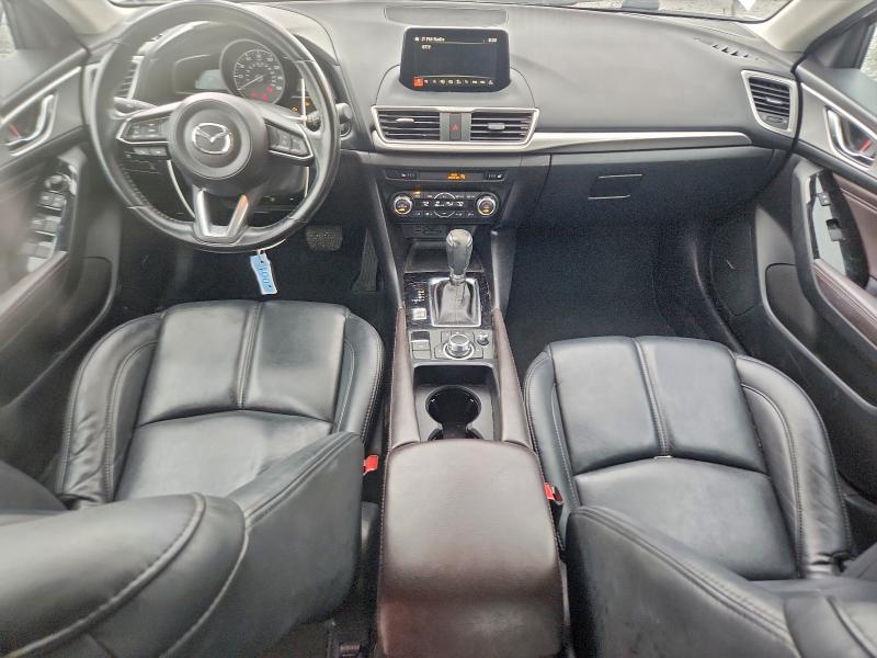 Photo 8 from auction – 2018 MAZDA 3 with VIN 3MZBN1V30JM211570