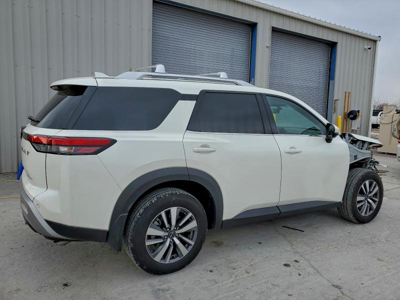 Photo 3 from auction – 2024 NISSAN PATHFINDER with VIN 5N1DR3CC0RC241580