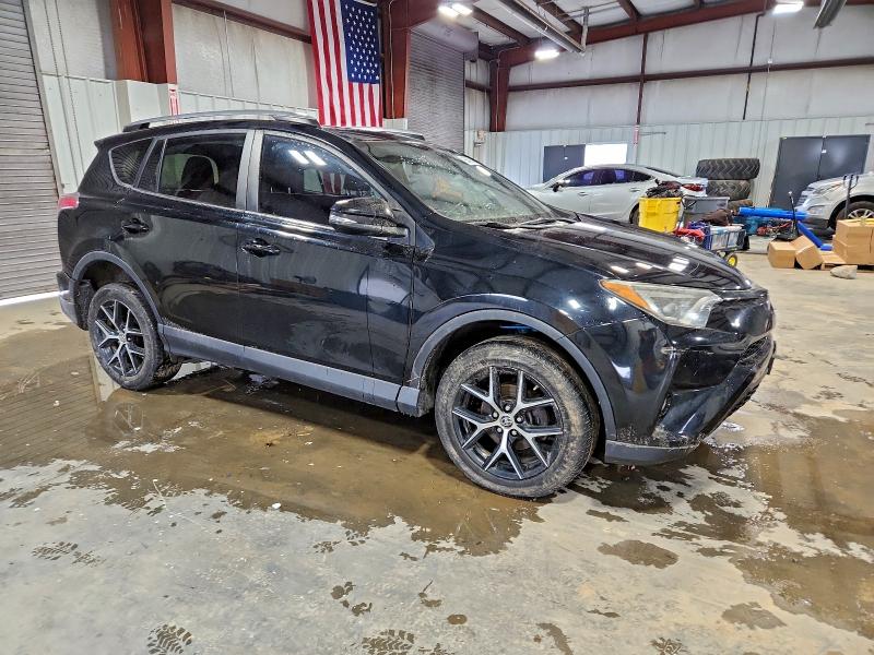 Photo 4 from auction – 2017 TOYOTA RAV4 SE with VIN 2T3JFREV7HW602882