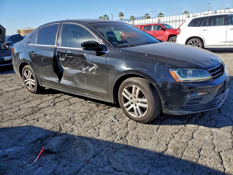 Photo 4 from auction – 2017 VOLKSWAGEN JETTA with VIN 3VW2B7AJ8HM308638
