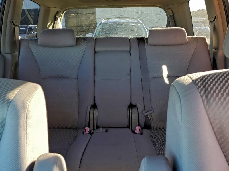 Photo 10 from auction – 2005 TOYOTA HIGHLANDER with VIN JTEDD21A450107144