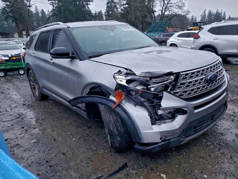 Foto 4 de la subasta – 2022 FORD EXPLORER L con VIN 1FMSK7FH1NGA55902