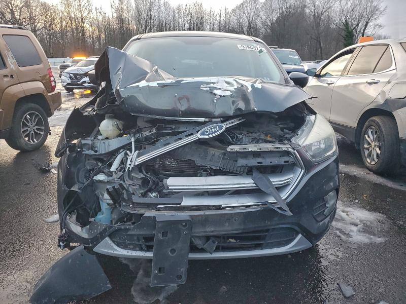 Photo 5 from auction – 2017 FORD ESCAPE SE with VIN 1FMCU0GD8HUE00205