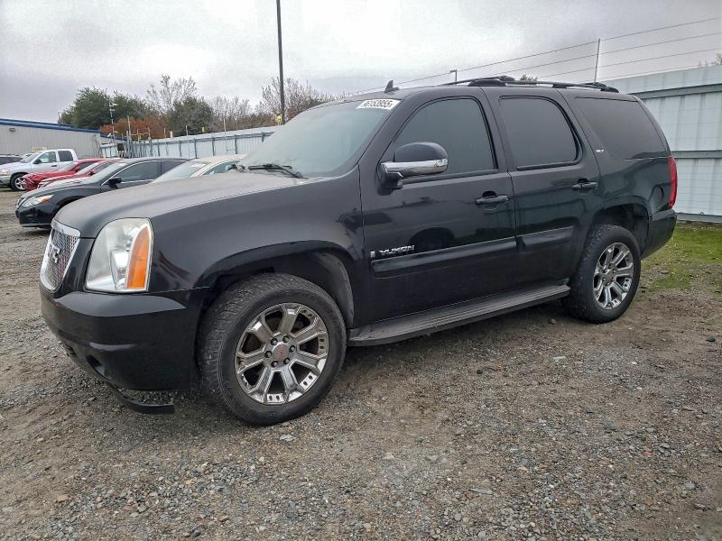 GMC YUKON 2007 with VIN 1GKFC13J27R252502 - Photo from auction