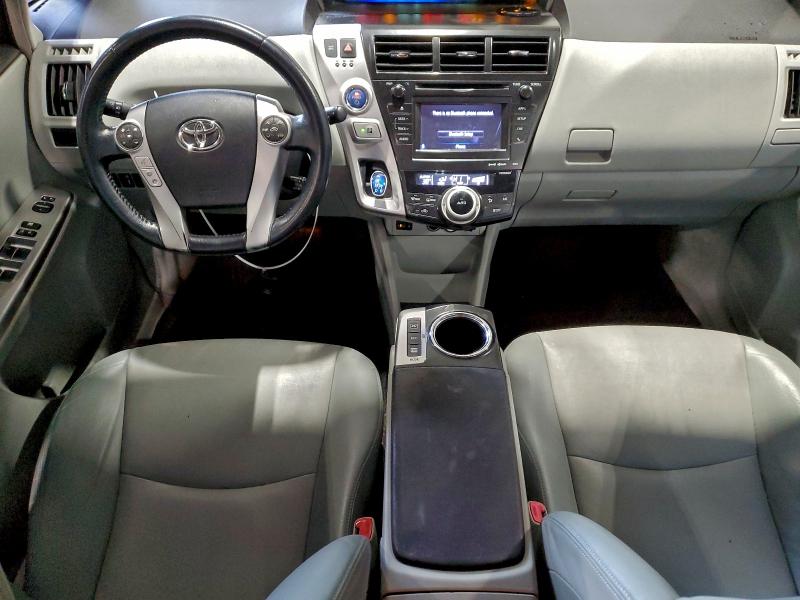 Photo 8 from auction – 2013 TOYOTA PRIUS V with VIN JTDZN3EU2D3211002