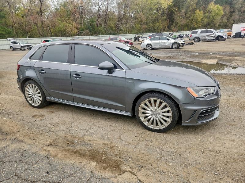 Photo 4 from auction – 2016 AUDI A3 E-TRON with VIN WAUTPBFF3GA031390