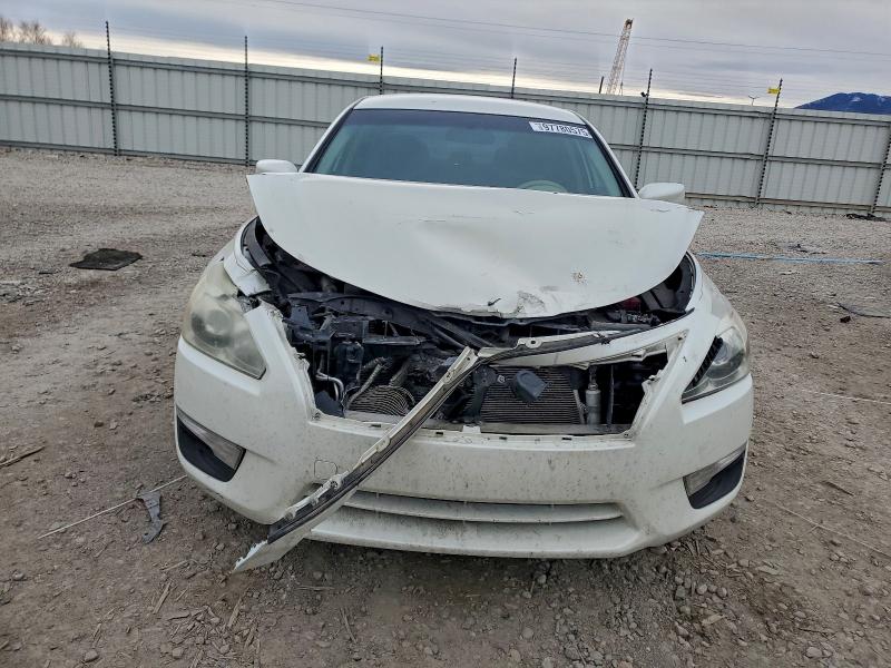 Photo 5 from auction – 2015 NISSAN ALTIMA 2.5 with VIN 1N4AL3AP6FC234407