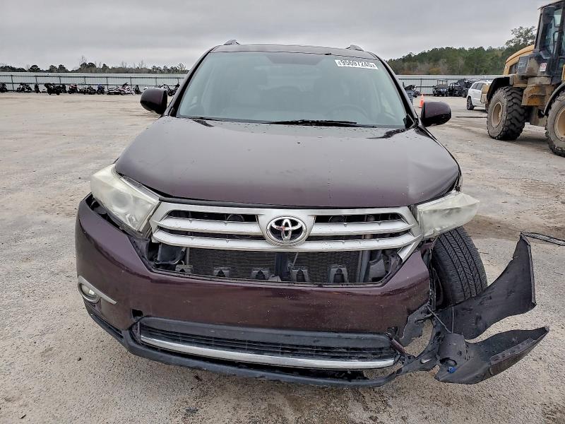 Photo 5 from auction – 2012 TOYOTA HIGHLANDER with VIN 5TDYK3EHXCS069583