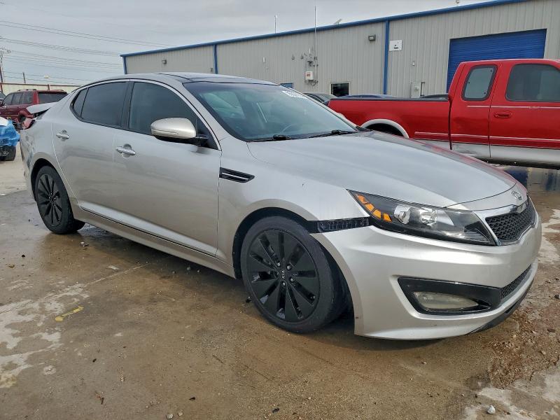 Photo 4 from auction – 2011 KIA OPTIMA SX with VIN KNAGR4A69B5137004