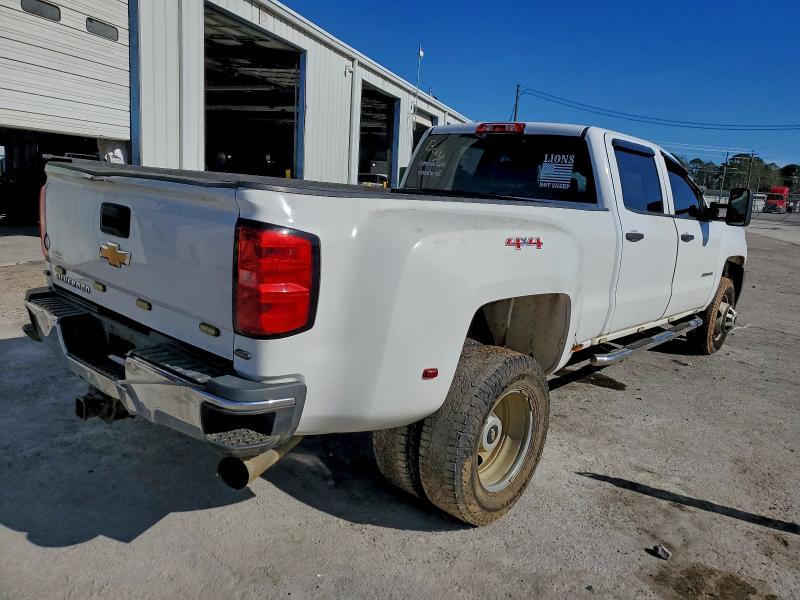 Zdjęcie 3 z aukcji – 2015 CHEVROLET SILVERADO z VIN 1GC4KYC81FF111769
