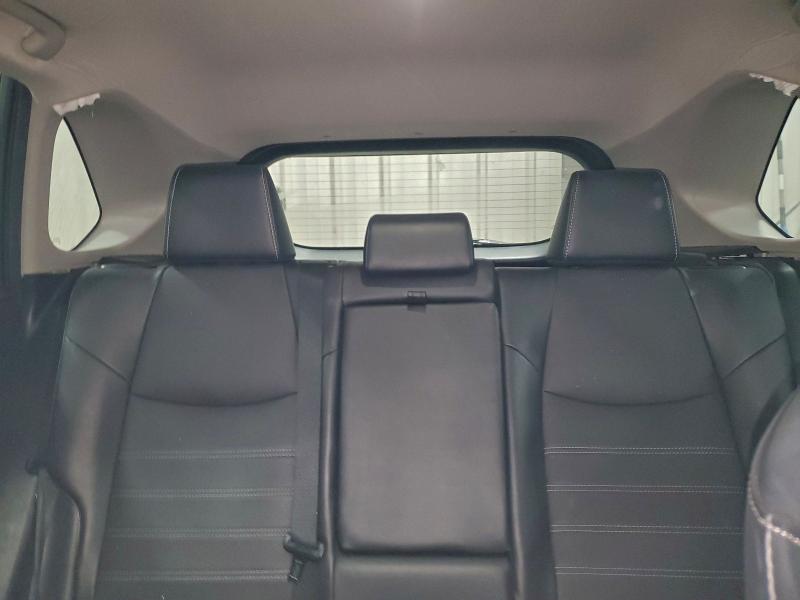 Photo 10 from auction – 2022 TOYOTA RAV4 LIMIT with VIN 2T3N1RFV0NW320223
