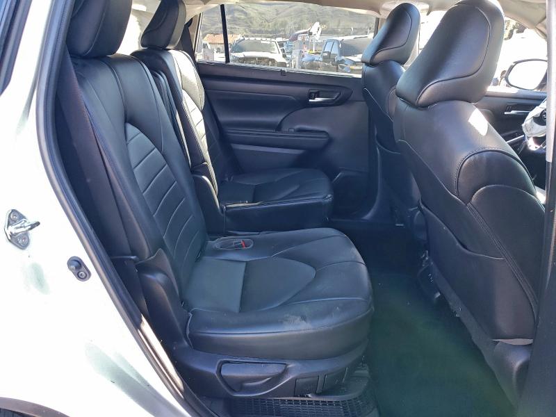 Photo 11 from auction – 2021 TOYOTA HIGHLANDER with VIN 5TDHARAH7MS009404