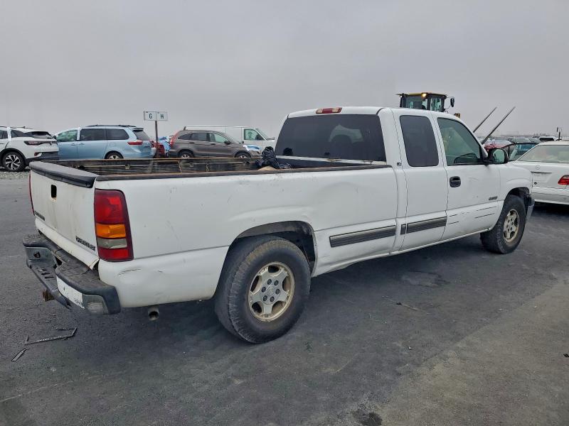 Photo 3 from auction – 2002 CHEVROLET SILVERADO with VIN 1GCEC19T62E173754