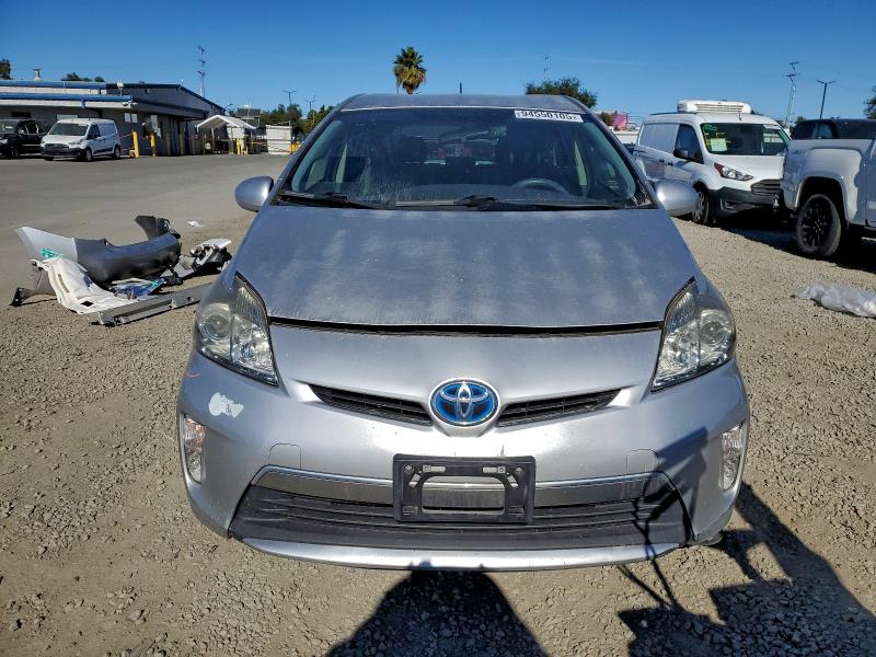 Photo 5 from auction – 2015 TOYOTA PRIUS PLUG with VIN JTDKN3DP5F3069695