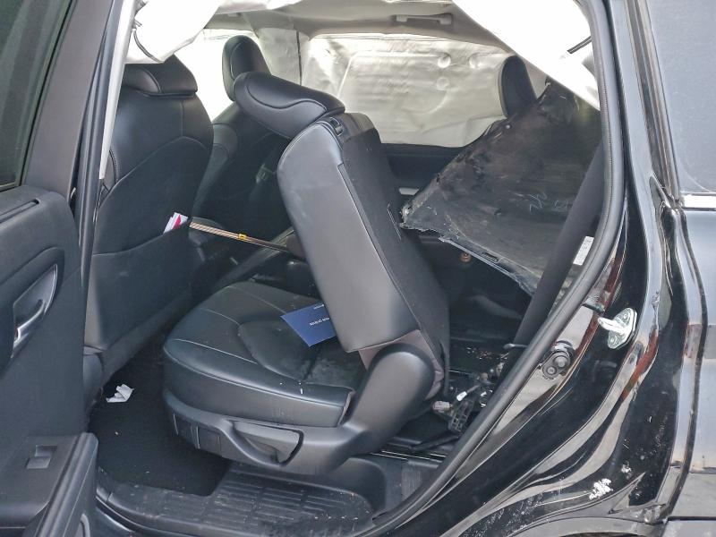 Photo 10 from auction – 2022 TOYOTA HIGHLANDER with VIN 5TDGZRBH9NS563516