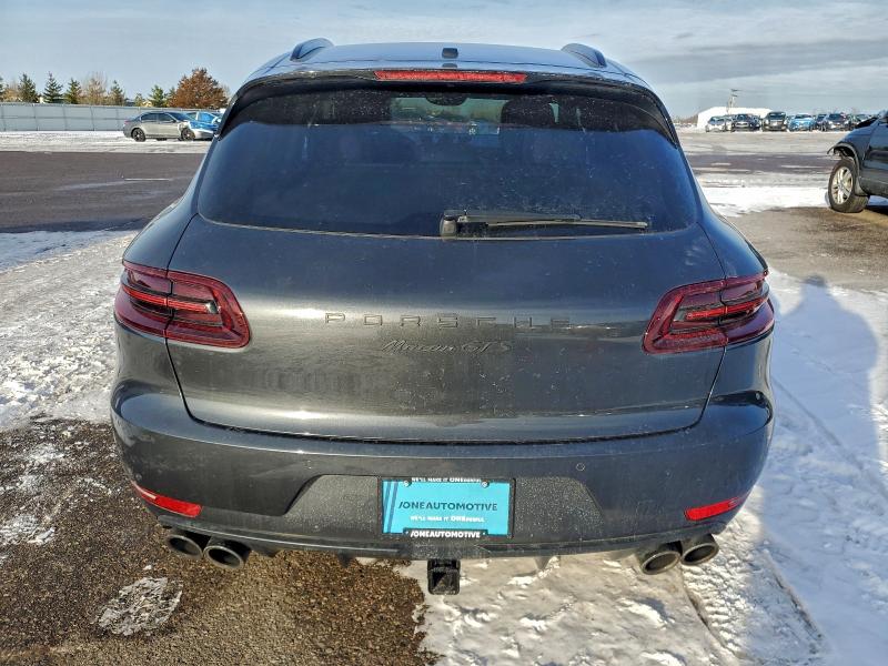 Photo 6 from auction – 2017 PORSCHE MACAN GTS with VIN WP1AG2A5XHLB52317