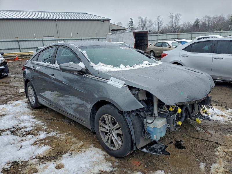 Photo 4 from auction – 2013 HYUNDAI SONATA GLS with VIN 5NPEB4AC0DH650150