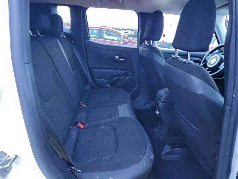 Photo 10 from auction – 2020 JEEP RENEGADE L with VIN ZACNJBBB0LPM01007