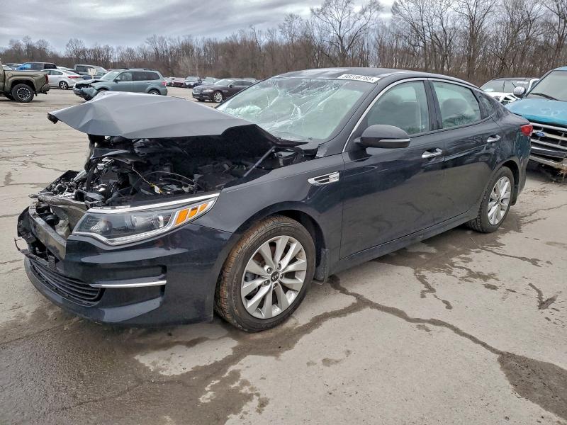 KIA OPTIMA EX 2018 with VIN 5XXGU4L30JG227494 - Photo from auction