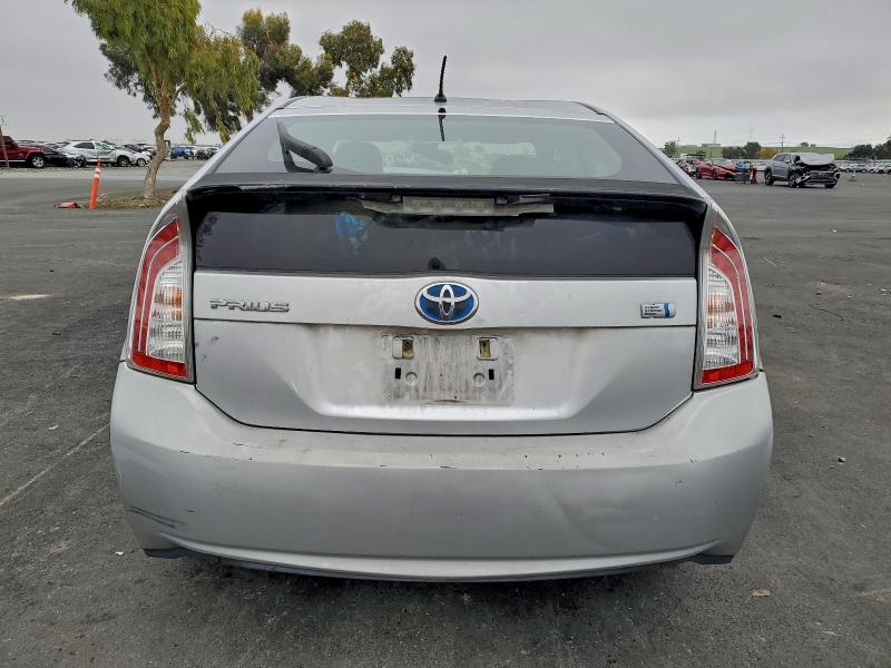 Photo 6 from auction – 2012 TOYOTA PRIUS with VIN JTDKN3DU1C5420589
