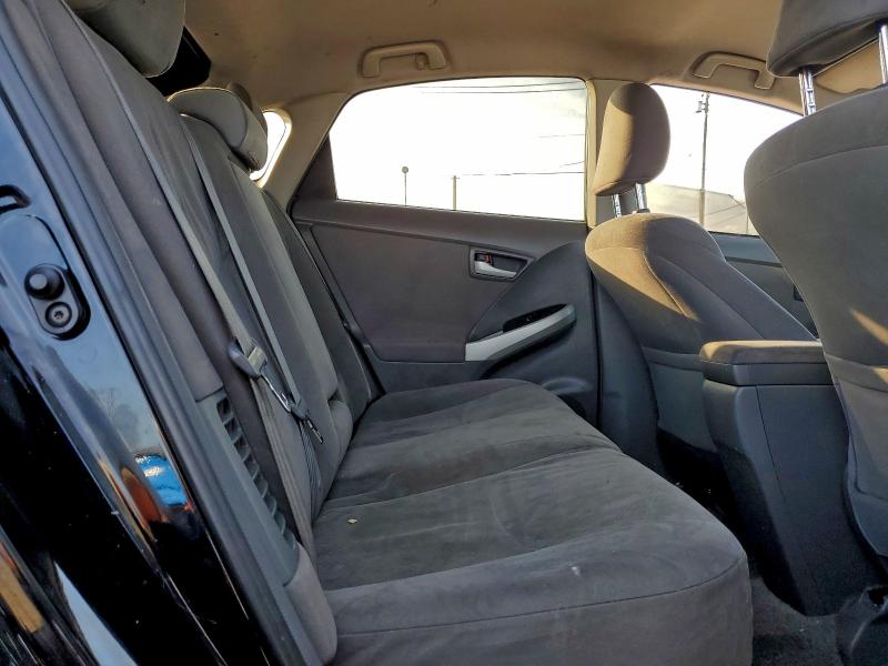 Photo 11 from auction – 2011 TOYOTA PRIUS with VIN JTDKN3DU3B1382692