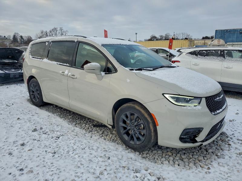 Фото 4 с аукциона – 2021 CHRYSLER PACIFICA T с VIN 2C4RC1FG5MR540190