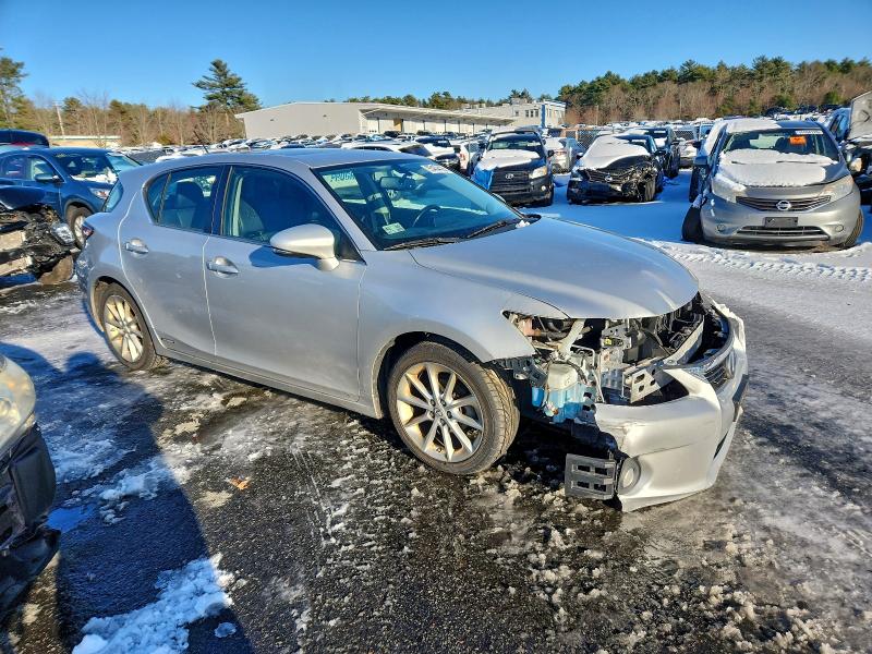 Photo 4 from auction – 2012 LEXUS CT 200 with VIN JTHKD5BH2C2063234