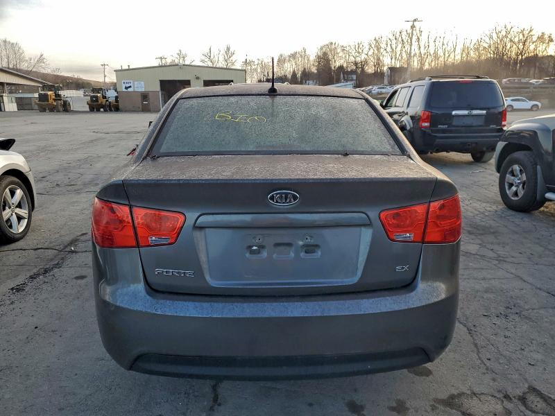 Photo 6 from auction – 2013 KIA FORTE with VIN KNAFU4A26D5723220