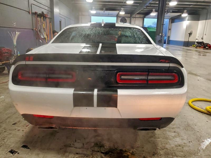 Photo 6 from auction – 2016 DODGE CHALLENGER with VIN 2C3CDZBT0GH202277