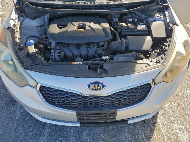 Photo 11 from auction – 2015 KIA FORTE LX with VIN KNAFK4A69F5338522