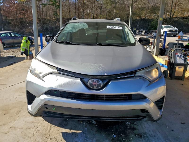 Photo 5 from auction – 2017 TOYOTA RAV4 LE with VIN 2T3ZFREV3HW370140