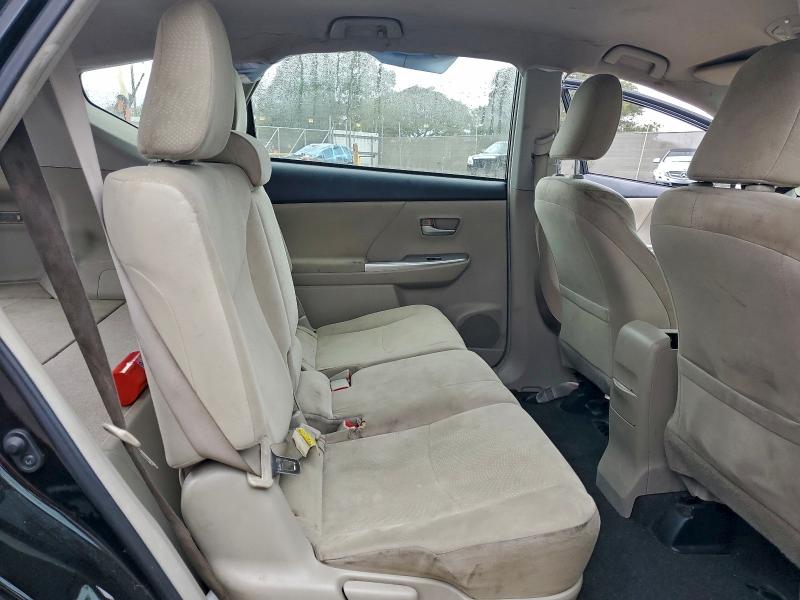 Photo 10 from auction – 2013 TOYOTA PRIUS V with VIN JTDZN3EU7D3235330