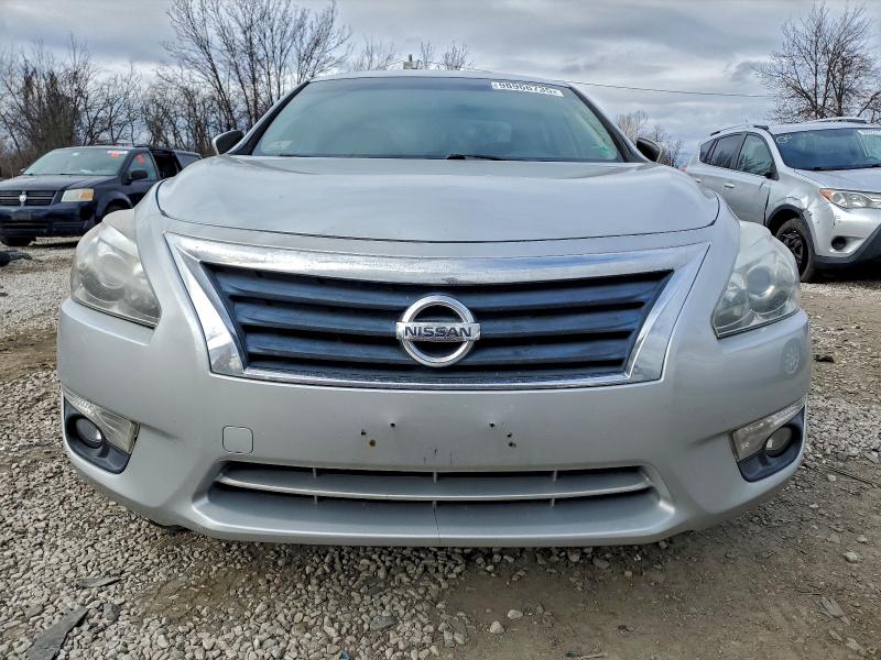 Photo 5 from auction – 2013 NISSAN ALTIMA 2.5 with VIN 1N4AL3AP4DN421503