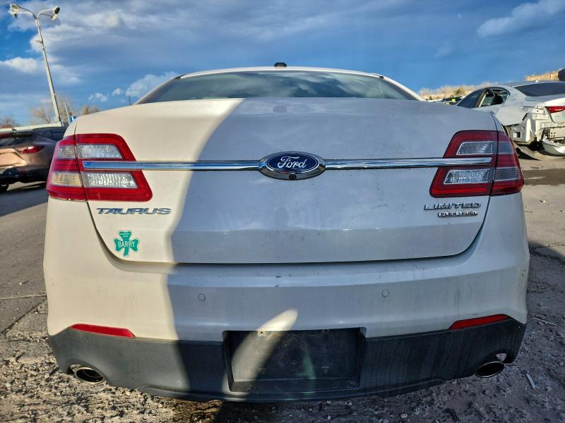 Photo 6 from auction – 2015 FORD TAURUS LIM with VIN 1FAHP2F88FG146921