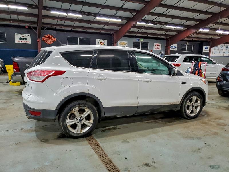 Photo 3 from auction – 2016 FORD ESCAPE with VIN 1FMCU9GX3GUB68464