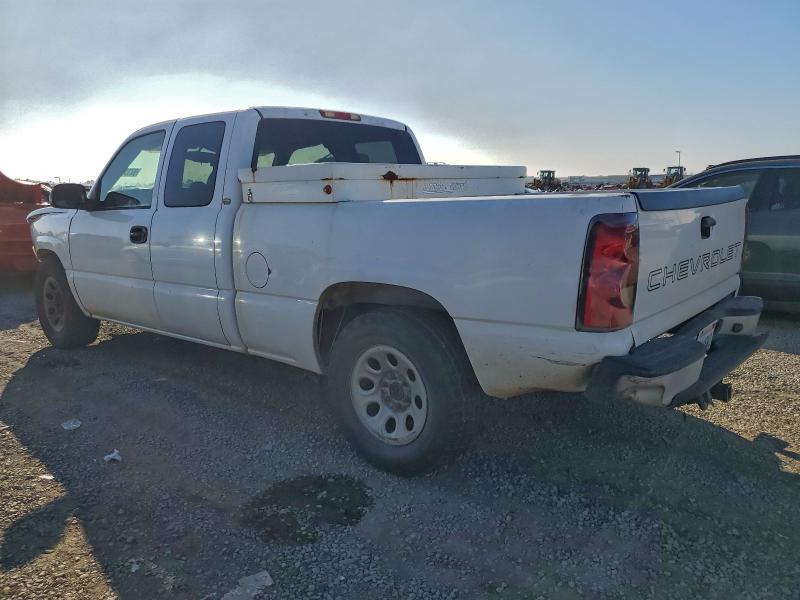 Photo 2 from auction – 2005 CHEVROLET SILVERADO with VIN 2GCEC19T851171297