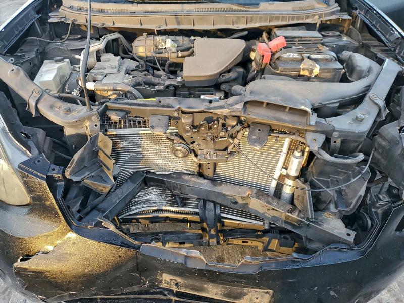 Photo 12 from auction – 2014 NISSAN ROGUE SELECT with VIN JN8AS5MT8EW101344