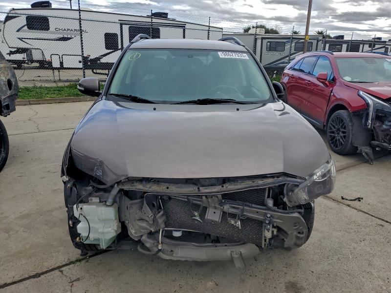 Photo 5 from auction – 2013 MITSUBISHI OUTLANDER with VIN JA4JT3AW5DU019930