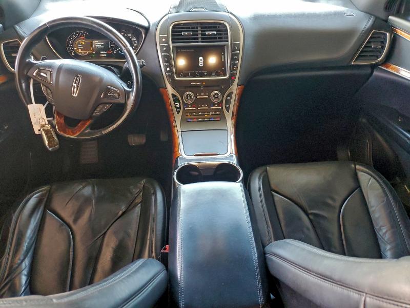 Photo 8 from auction – 2016 LINCOLN MKX RESERV with VIN 2LMTJ6LR1GBL67067