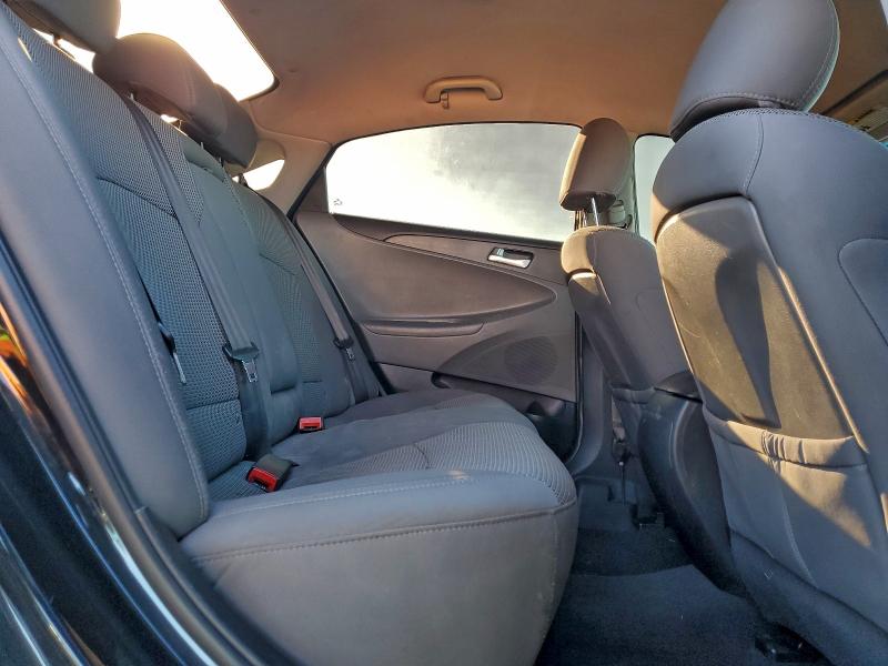 Photo 10 from auction – 2011 HYUNDAI SONATA GLS with VIN 5NPEB4AC4BH074723