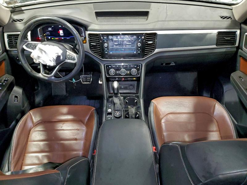 Photo 8 from auction – 2023 VOLKSWAGEN ATLAS SEL with VIN 1V2FR2CA2PC510051