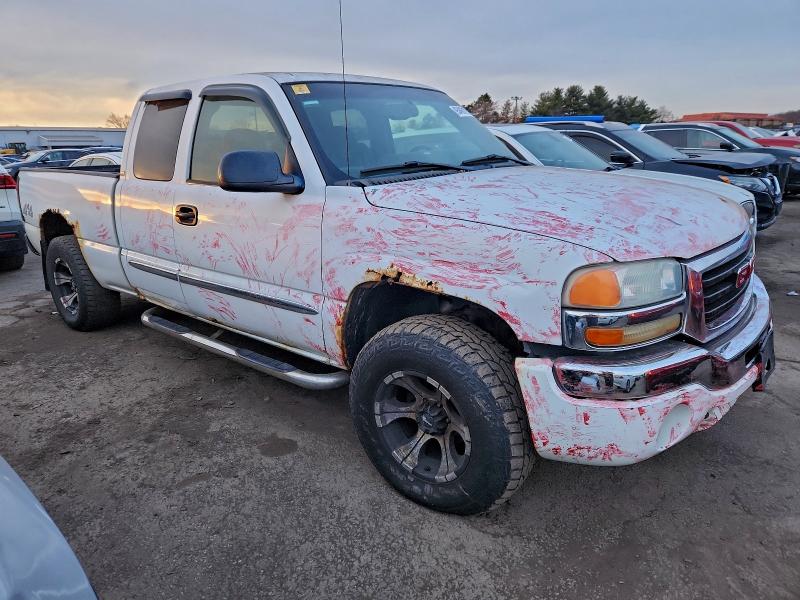 Photo 4 from auction – 2004 GMC NEW SIERRA with VIN 2GTEK19TX41338602
