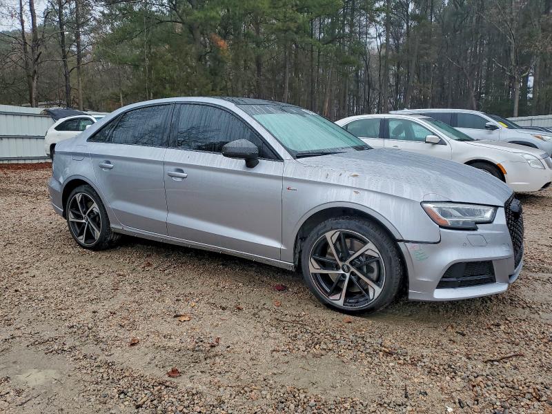 Photo 4 from auction – 2020 AUDI A3 S-LINE with VIN WAUJEGFF8LA100272