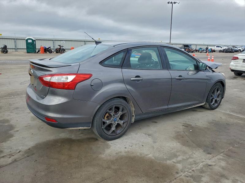 Photo 3 from auction – 2013 FORD FOCUS SE with VIN 1FADP3F2XDL146052