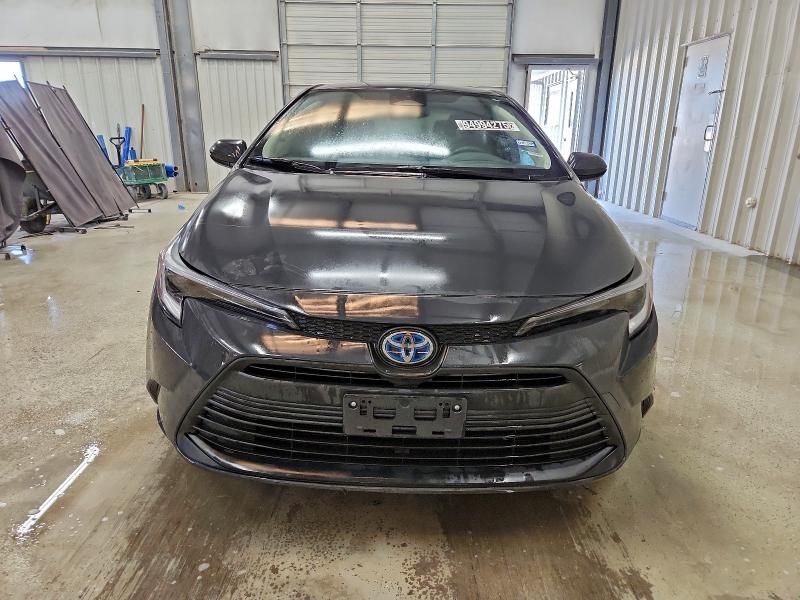 Photo 5 from auction – 2025 TOYOTA COROLLA LE with VIN JTDBCMFE1S3082932