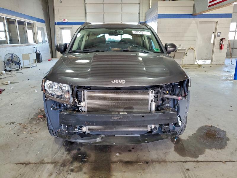 Photo 5 from auction – 2017 JEEP COMPASS LA with VIN 1C4NJDEB5HD169987