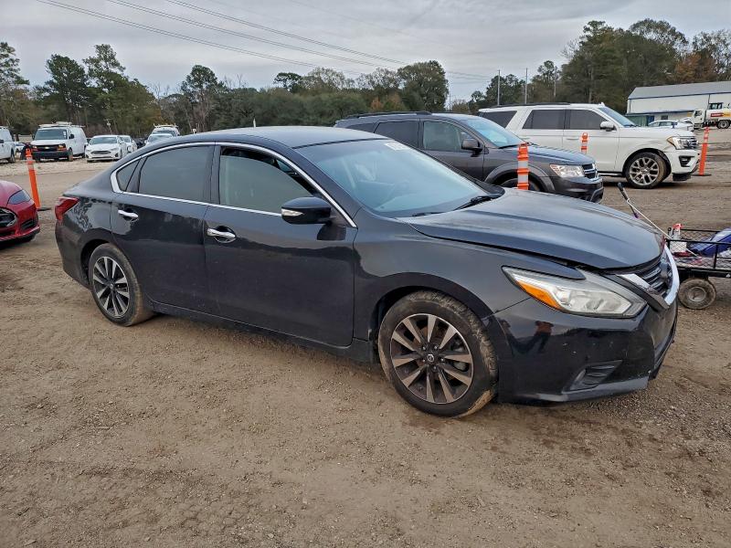 Photo 4 from auction – 2018 NISSAN ALTIMA with VIN 1N4AL3AP5JC202735