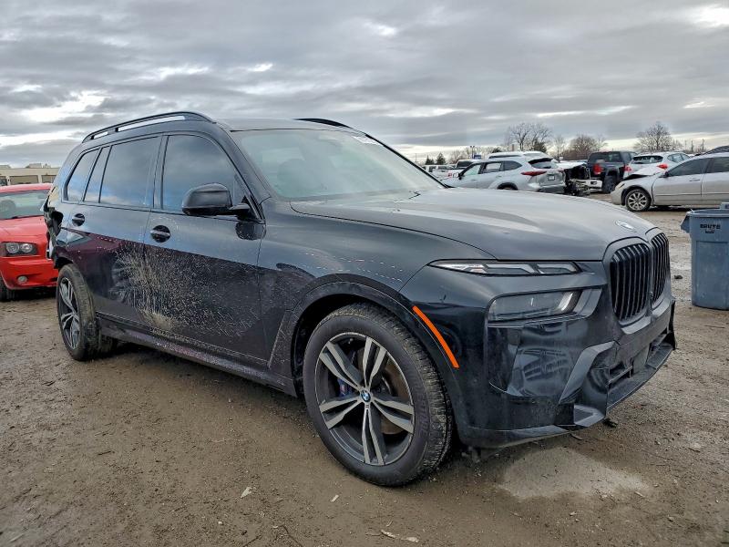 Photo 4 from auction – 2023 BMW X7 XDRIVE4 with VIN 5UX23EM04P9P64302